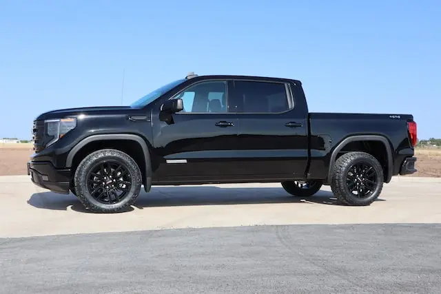 A-black-GMC-Sierra-Car