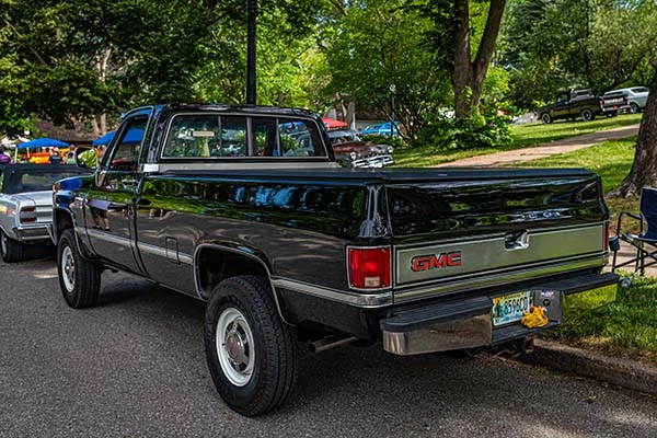 The-back-of-a-black-GMC-Sierra