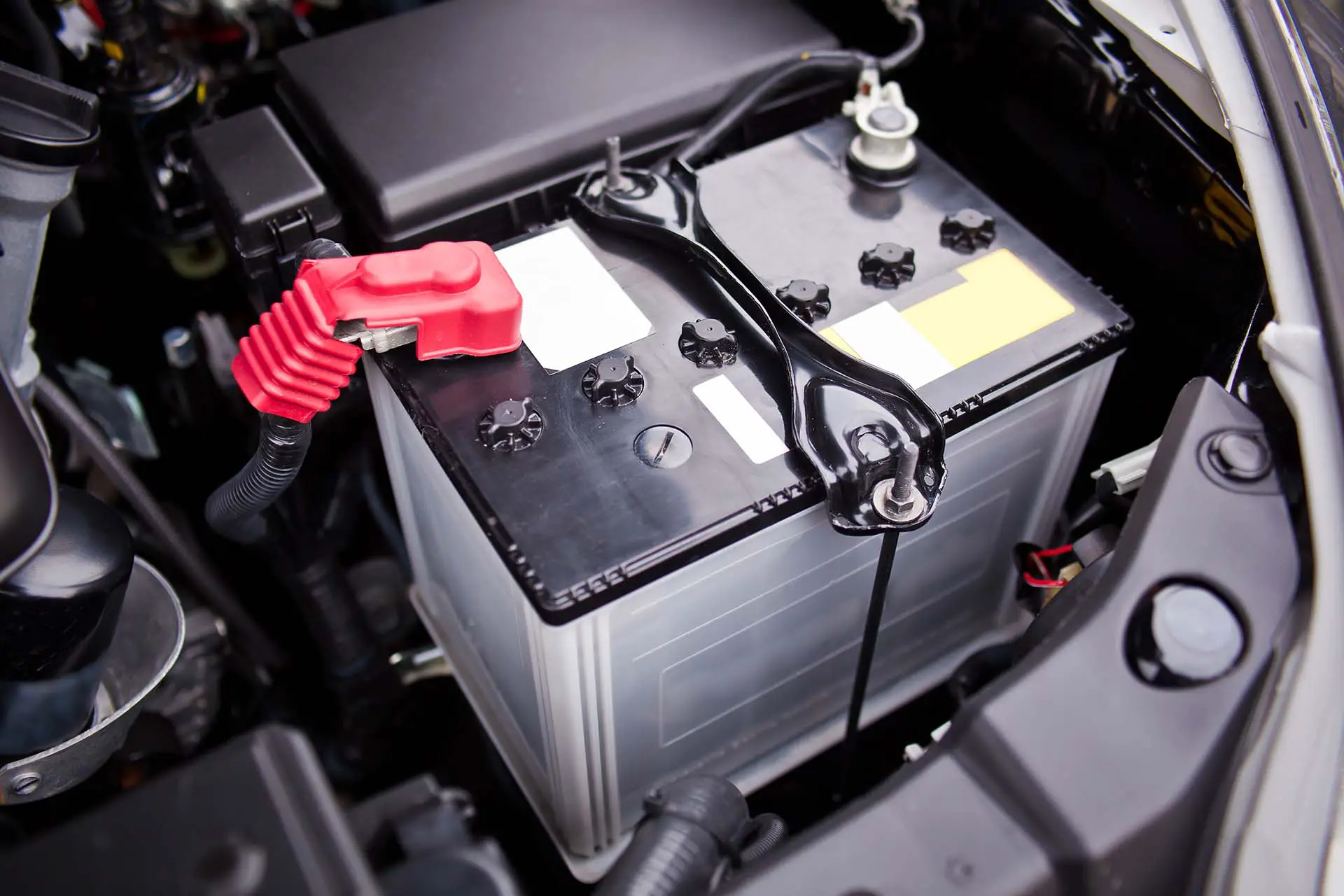 Battery installed near the М8 motor in SUV.