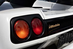 Tail lights on a white Lamborghini Diablo